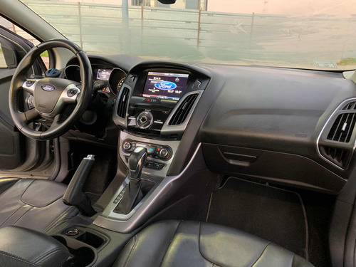 Ford Focus III 2.0 Sedan Titanium At6