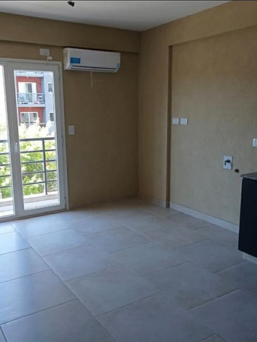 Imagen 6 de 14 de Venta Departamento 3 Ambientes En Edificio Itati 8