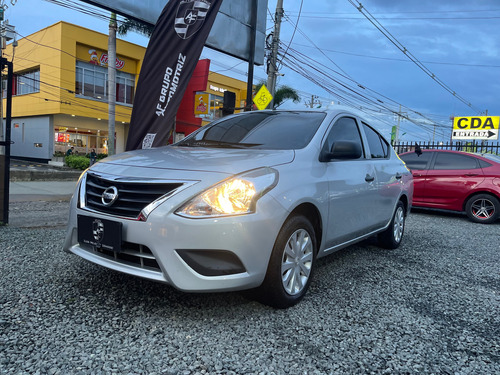 Nissan Versa 1.6 Drive