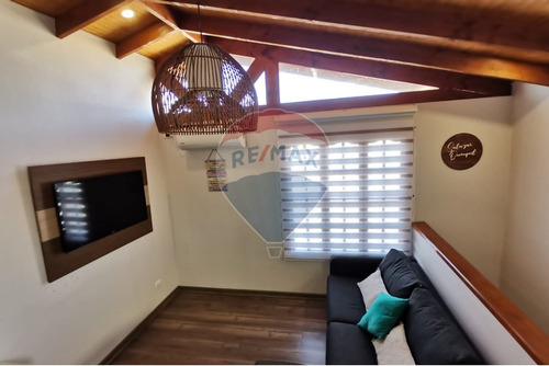 Se Arrienda Casa De 2d+1b+ Terraza En Maipú