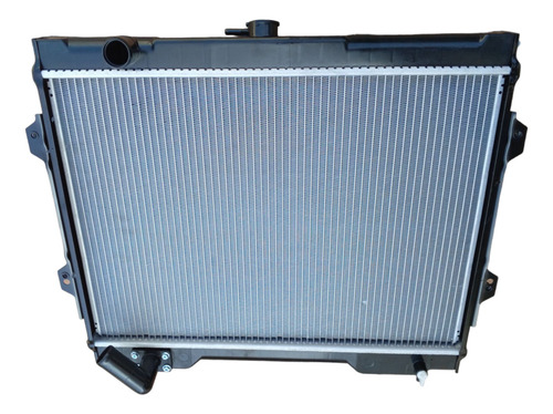 Radiador Mitsubishi Montero Dakar 1995 1996 1997 1998 1999