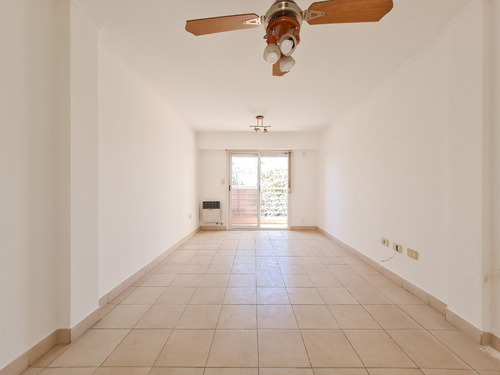 Imagen 9 de 17 de Venta De Depto De 1 Dormitorio Con Cochera