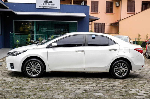 Imagem 4 de 11 de Corolla Altis 2.0 Flex 16v Aut.