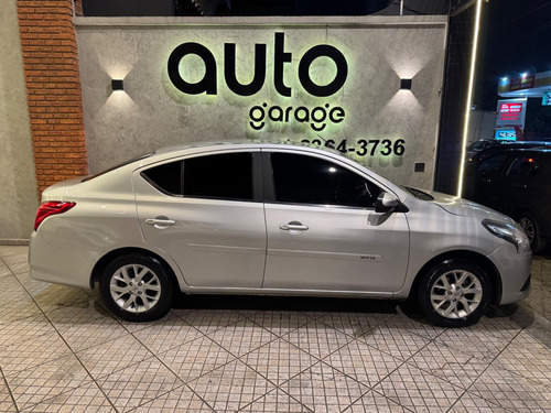 Nissan Versa 16sv Cvt