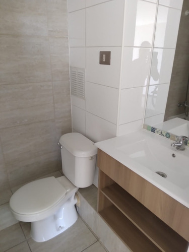 Departamento 2d, 2b, Principal En Suit,bodega, Estaci.