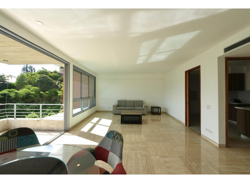 Hermoso Apartamento En Alquiler En Lomas De Las Mercedes 216,67 M2
