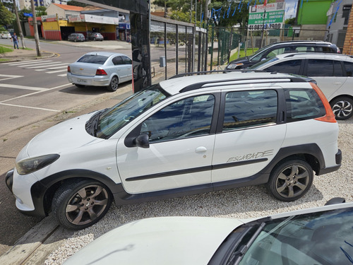 Peugeot 207 SW 1.6 16v Escapade Flex 5p