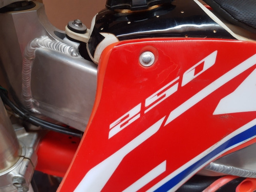 Imagem 7 de 7 de Honda Cr 250