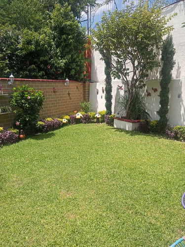 Excelente Casa En Emiliano Zapata, Morelos, Con Terreno Excedente Y Alberca