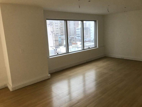 Imagen 25 de 30 de Centro - Importantes Oficinas En Alquiler De Piso Completo