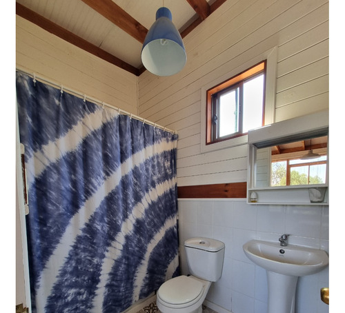 Parcela 5000 M2,casa 3d+3b+cabaña,bodega,quincho
