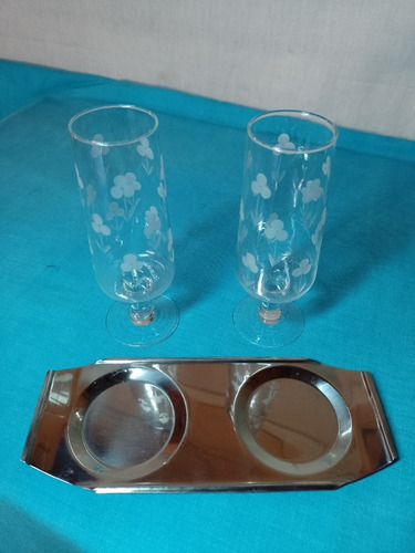 Imagen 2 de 3 de 2 Copas Champagne Sidra Grabado Artesanal + Bandeja Acero