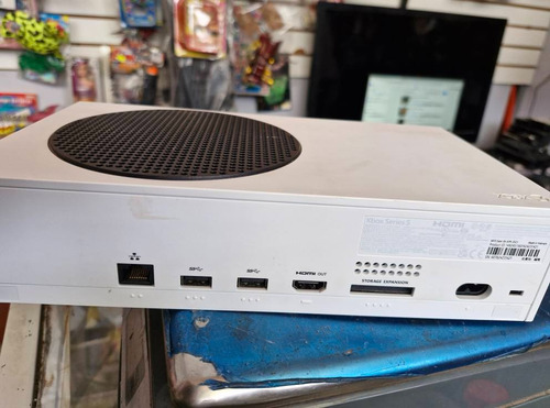 Xbox Series S De 512 Gb Con Un Control Y Audifonos Blanco (Usado)