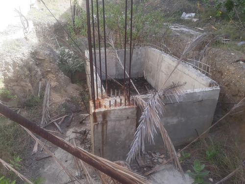 Excelente Terreno En Venta, Comercial Y Residencial En Macuto La Guaira 25-248 Edf
