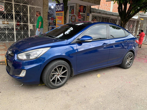 Hyundai Accent 2017 1.6 Premium Automática