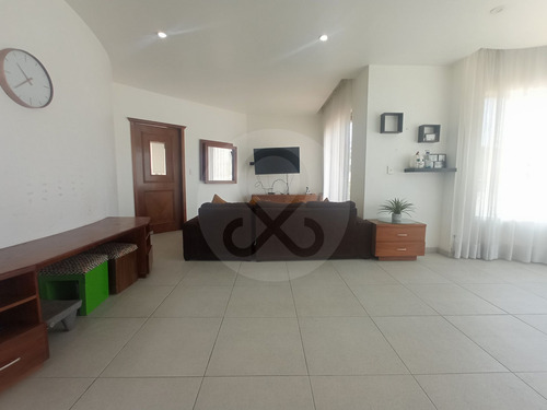 Renta O Venta Casa 7 Habs. De Lujo En Fuente De Las Lomas En Interlomas