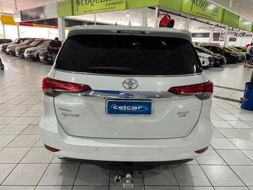 Toyota Hilux SW4 2.8 SRX 4X4 16V TURBO INTERCOOLER DIESEL 4P AUTOMÁTICO