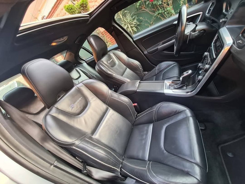 Volvo S60 3.0 R-desingn T6a L6//t Sec/pack At