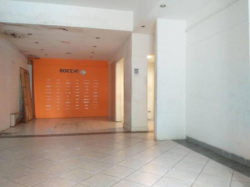 Imagen 7 de 12 de Local De Negocio A Metros Avenida Cabildo (phsin Expensas) Sin Columnas