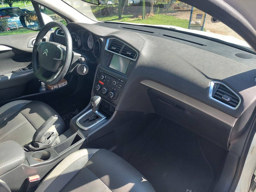 Imagem 7 de 9 de Citroën C4 Lounge 1.6 Origine 16v Turbo Flex 4p