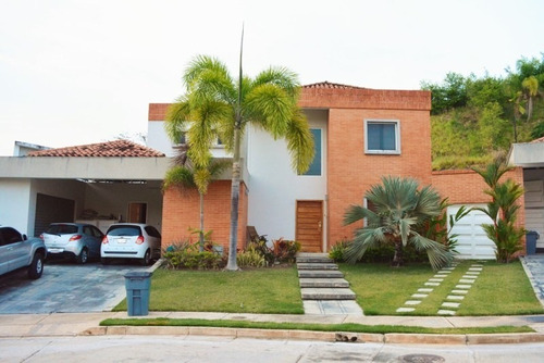 Imagen 1 de 29 de Gabriel Rivas Vende Casa En Urb. Lomas Del Country Cod: Atc-630