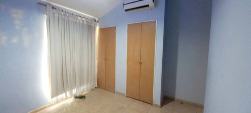 Se Alquila Townhouse En San Diego, Conjunto Brisas Del Valle