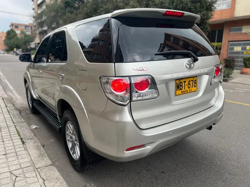 Toyota Fortuner 2.7l 4x2