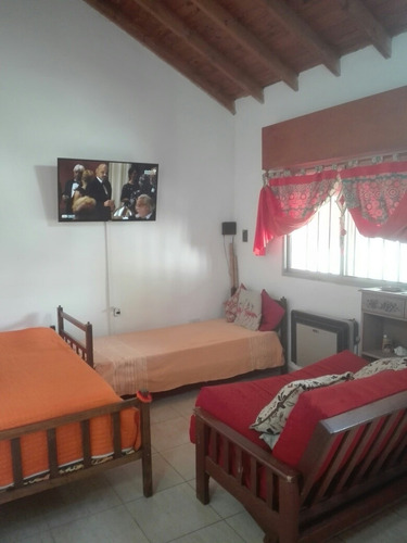 Imagen 5 de 13 de Chalet En Mar De Ajo