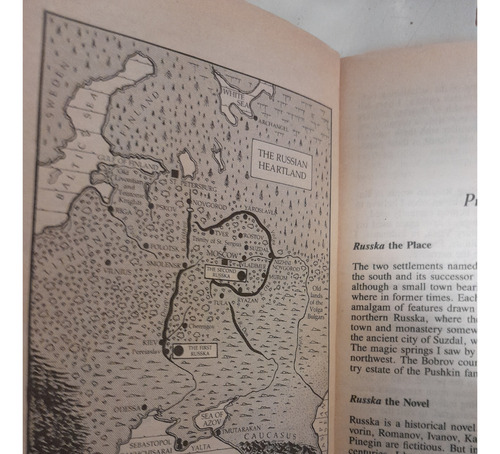 Russka, The Novel Of Russia, Edward Rutherfurd, 1992. (Usado)