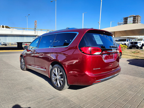 Chrysler Pacifica 2019