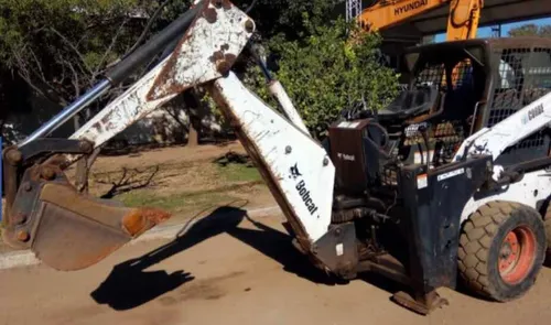 Excavadora Bob Cat 709 Implemento Para Minicargadora Envíos (Usado)