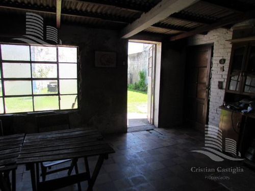 Casa A La Venta En Valentín Alsina