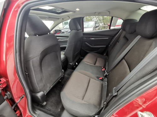 Imagen 11 de 14 de Mazda 3 Sedan Sport 7695
