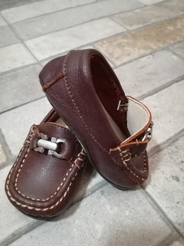 Zapatos Bebe Tipo Mocasín Con Hebilla Marca Moni-moni