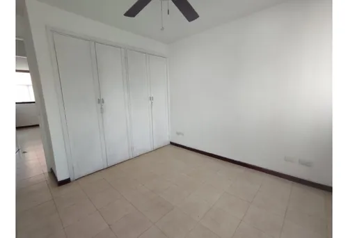 Venta De Apartamento De 100mts2 Centenario, Oeste De Cali, 8599.