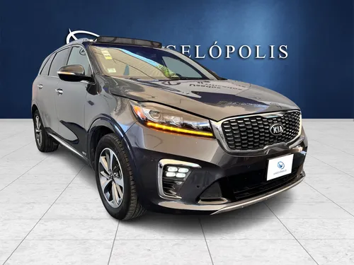 Kia Sorento 3.3 V6 SXL Piel 7 Pasajeros AWD At