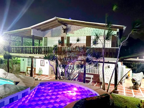 Calima, 1.501 M2, Finca En Venta