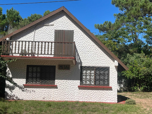 Casa En Alquiler Balneario La Esmeralda