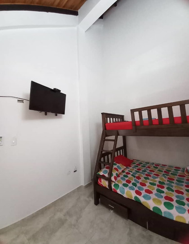 Imagen 7 de 11 de Apartamento Duplex En La Castellana