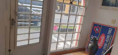 Local Comercial Tipo Oficina En Venta En Lanus