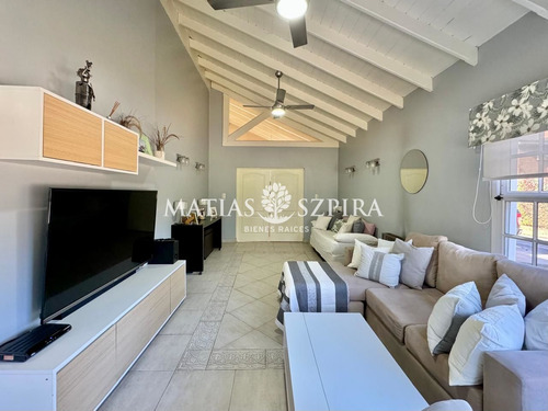 Casa En Venta Country Las Lajas