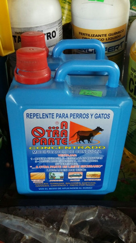 Imagen 2 de 5 de A Otra Parte Repelente Concentrado Perros Gatos 1 L Rinde 5