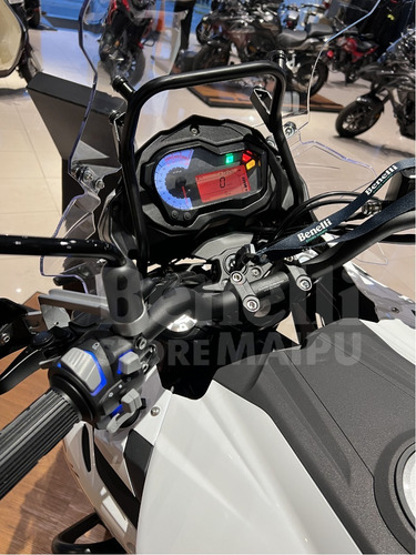 Imagen 13 de 15 de Benelli Trk 502