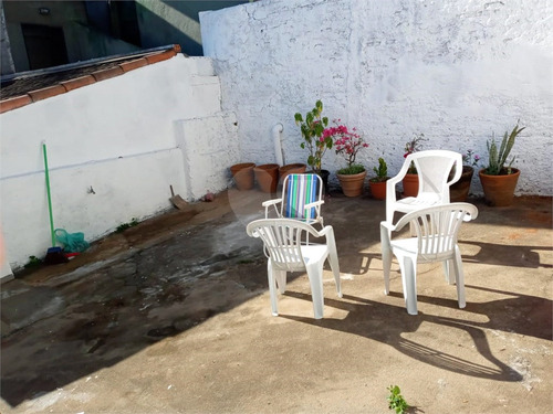 Imagem 23 de 25 de Você E Sua Familia Irão Morar Em Uma Charmosa Casa, Com Quintal, Em Um Bairro Maravilhoso. - Reo565323