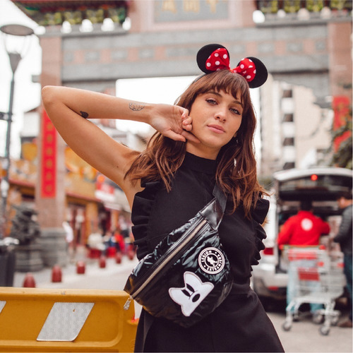 Imagen 6 de 9 de Riñonera True Original Mickey Legion Extranjera
