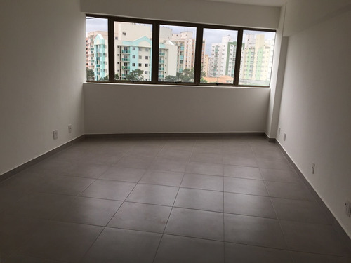 Imagem 10 de 14 de Sala De 35,40m², Banheiro De Serviço E 1 Vaga, Jardim Camburi. - 2000970