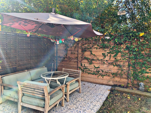 Casa En Arriendo De 4 Dorm. En Las Condes