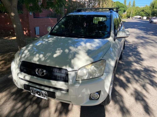 Toyota Rav4 2.4 4x4 At 2011