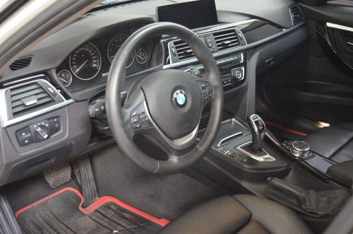 BMW Serie 3 3.0 330i Sedan Sport Line 252cv