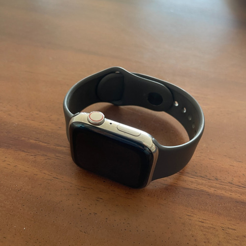 Apple Watch Serie 4, De Acero Inoxidable De 44mm, Como Nuevo (Usado)